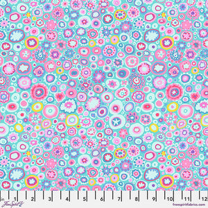 Kaffe Fassett August  2025 - Paperweight - Aqua- PWGP020.aqua