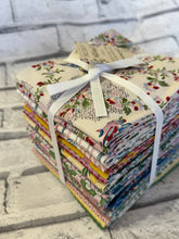 Load image into Gallery viewer, Guinevere - Fat Quarter bundle by Emma Newman  Fabrics