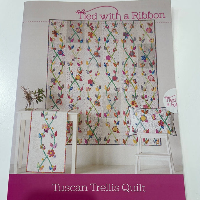 Tuscan Trellis Quilt Paper patten by Tied with a Ribbon