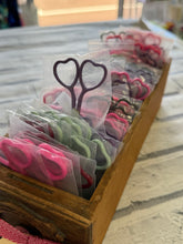 Load image into Gallery viewer, Heart Shaped Embroidery Scissors