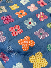 Load image into Gallery viewer, Kit - Tilda Buttercup Basics Quilt - Cornflower Blue Background with Medium Dot Flowers