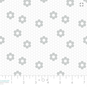 Hexie Flowers - Small Stitched Hexies  - White  from Camelot fabrics - 37230102-06