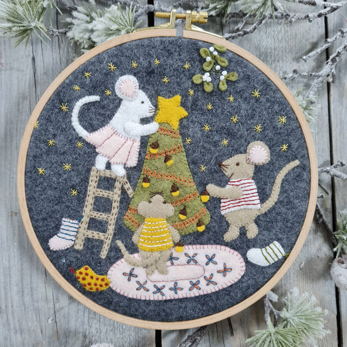 Christmas with the Mouse Family Felt Appliqué Hoop Kit by Corrine Lapierre