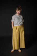 Load image into Gallery viewer, The Juno Sewing Pattern UK 6-18 - &#39;Merchant and Mills