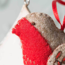Load image into Gallery viewer, Embroidered Robin Felt Craft Mini Kit by Corinne Lapierre
