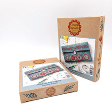 Load image into Gallery viewer, Sewing Pouch Felt Craft Mini Kit by Corrine Lapierre