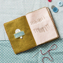 Load image into Gallery viewer, Needle Case  Felt Craft Mini  Kit