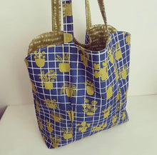 Load image into Gallery viewer, Workshop - Learn to make the Jillian Reversible Tote Saturday June 8th
